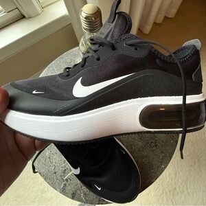 Nike Women's Black and White Air Max Sneakers